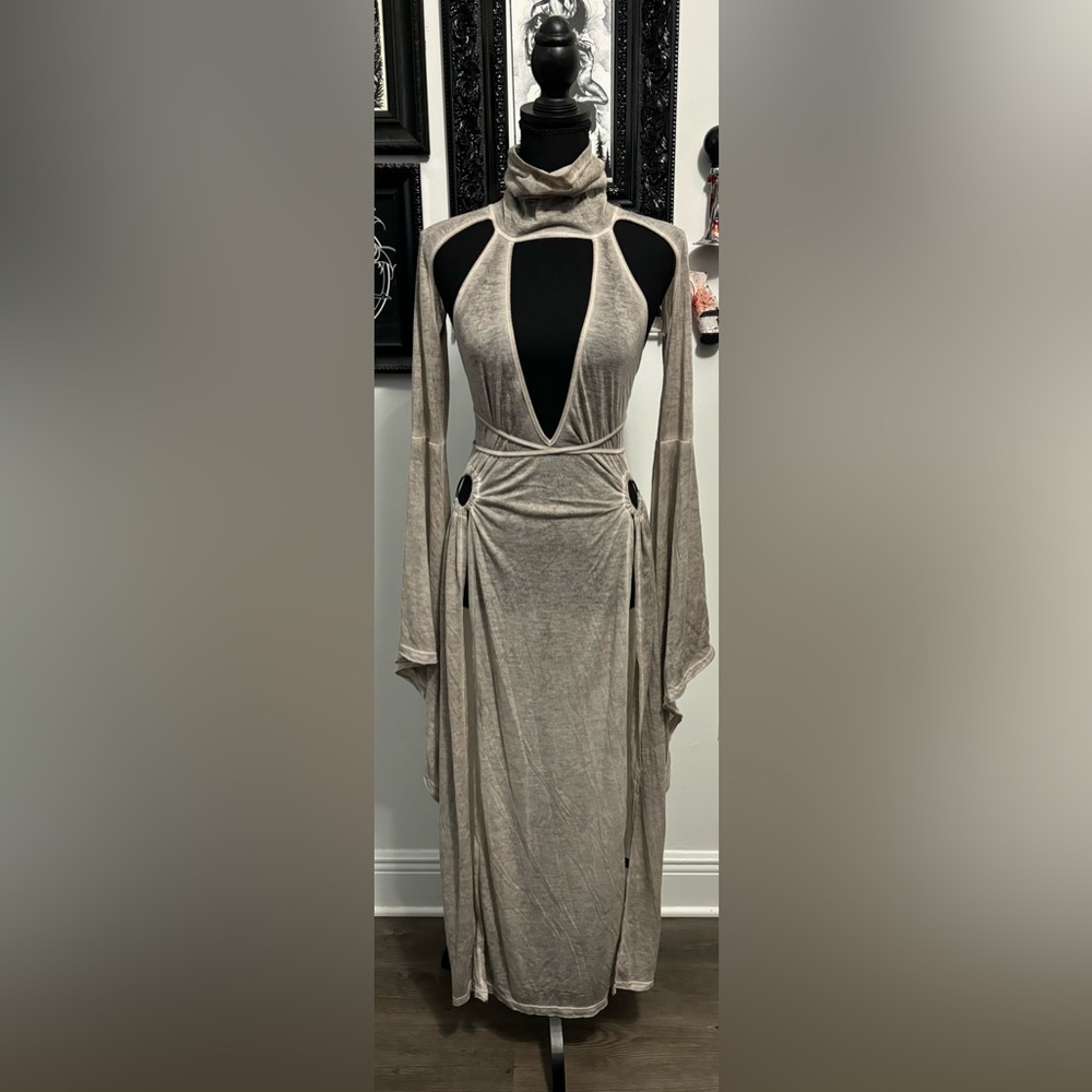 frequency maxi dress Wave Length Dress in Black